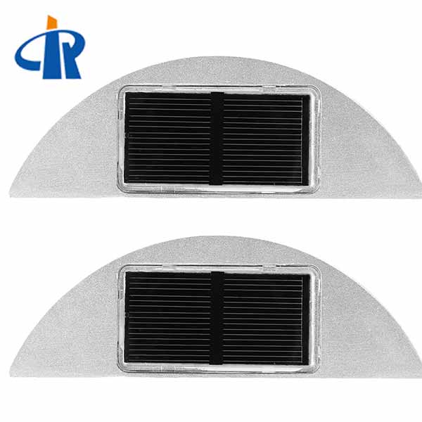 <h3>Solar Powered Road Stud Blinking For Tunnel</h3>
